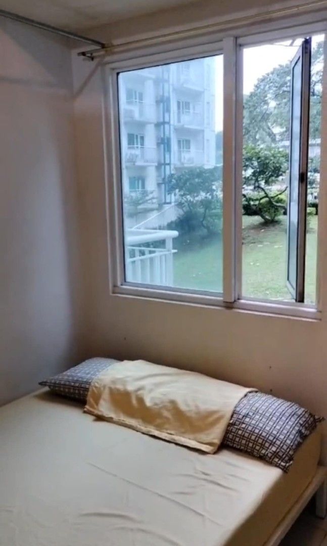1bedroom For Rent Grass Residences beside Sm North (Category: Apartments & Condos) located in Makati City. Submitted by mypropertyph (Listing ID 1439199039, Image 1). Description: 1bedroom CONDO UNIT FOR RENT Smdc Grass Residences Beside Sm North Fully Furnished Unit Minimum 1 year rent only 1 month advance and 1 month deposit Can be online transfer or pdcs Complete amenities Gym Adult and childrens pool Basketball court Playground 24 hour securi