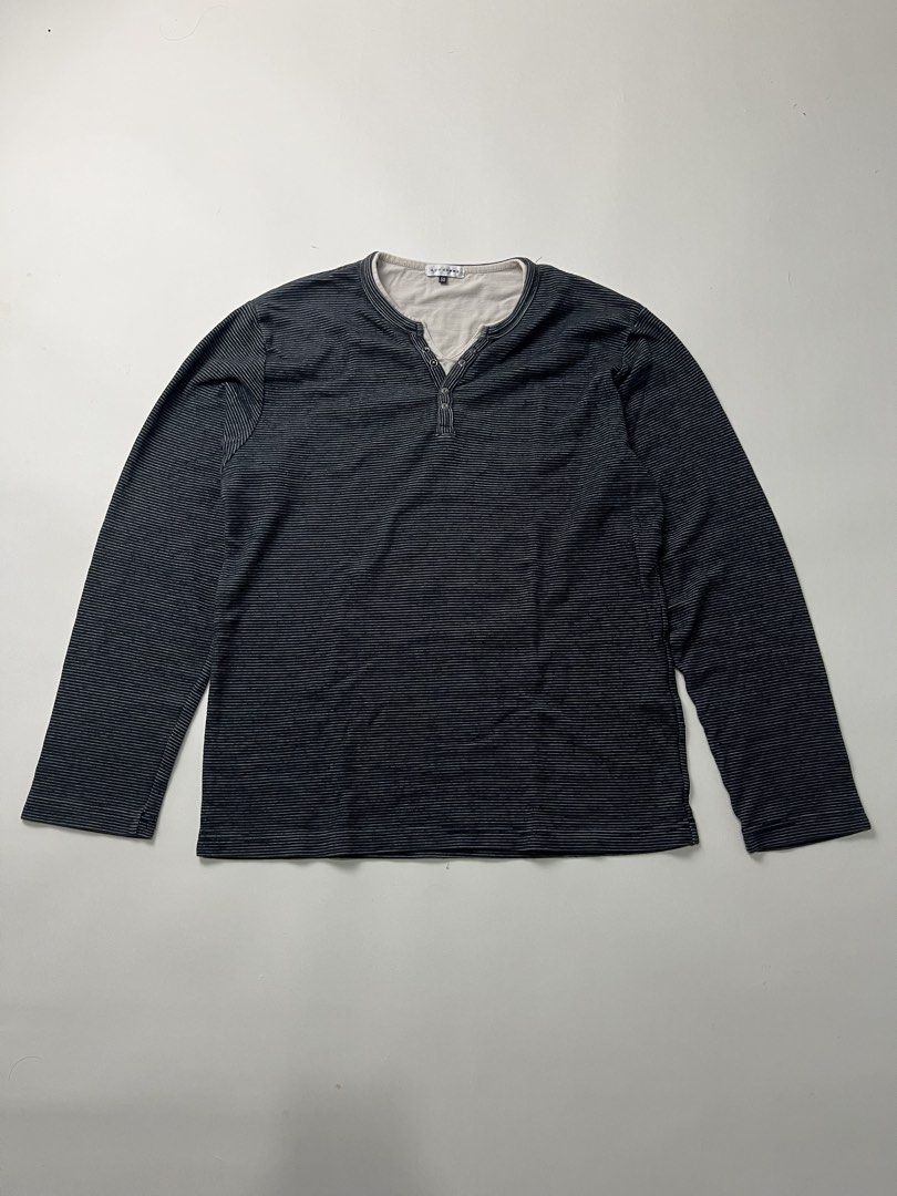 2000s AVV HOMME Vkei Button Long Sleeve Tee (Category: Tshirts & Polo Shirts ) located in Makati City. Submitted by ufcknwthbst (Listing ID 1467466979, Image 1). Description: 20 inch width 27 inch length 9.5/10 condition No issue.