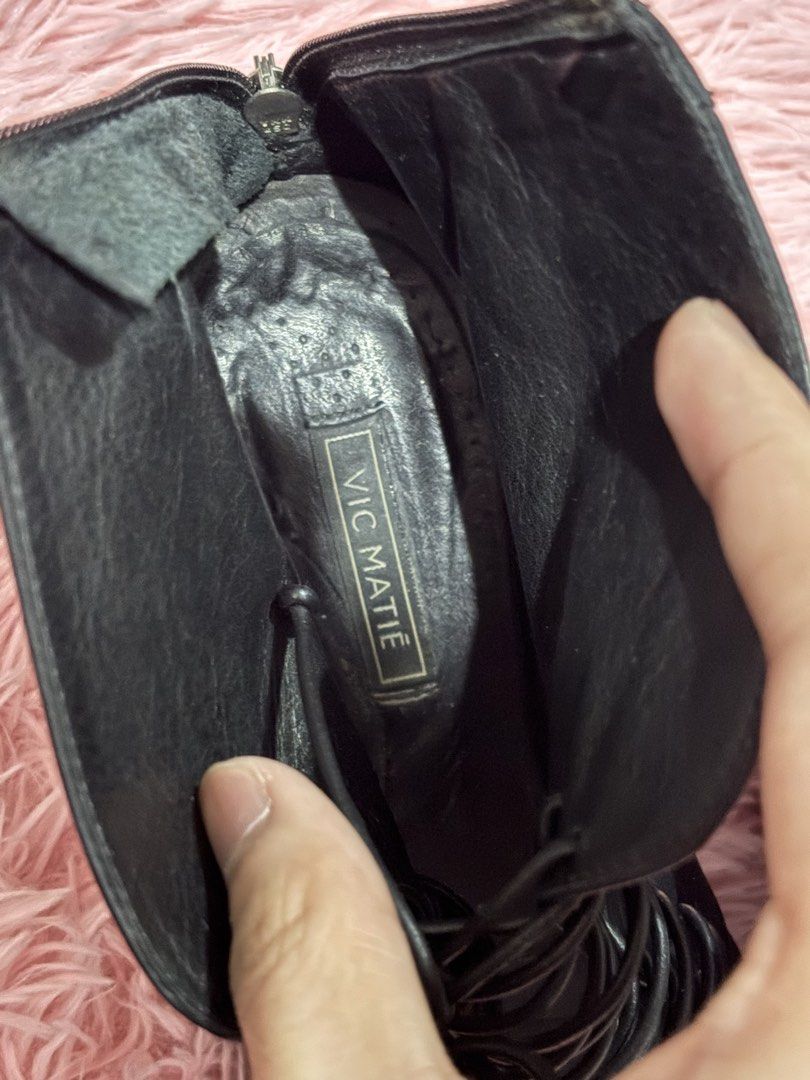 2000s black leather lace up sandals (Category: Boots) located in Antipolo. Submitted by raffyellaa (Listing ID 1467407157, Image 2). Description: size 37.