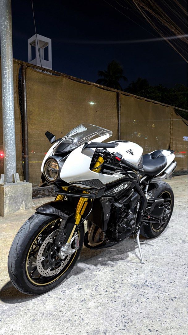 2023 Triumph Speed Triple 1200 RR Motorcycle (Category: Motorbikes for Sale) located in Malolos. Submitted by ar.patrickcruz (Listing ID 1467377579, Image 1). Description: For Sale 2023 Triumph Speed Triple 1200 RR mileage 3,223 Upgrades (Worth 235,000) Spark Exhaust Double Dyno Carbon worth 95,000 Rizoma Stealth Mirrors 35,000 Fullsix Brake and Clutch Lever Carbon Guard worth 20,000 Guiles Rearset worth 55,000 Carbon Winglet from Thailand worth 