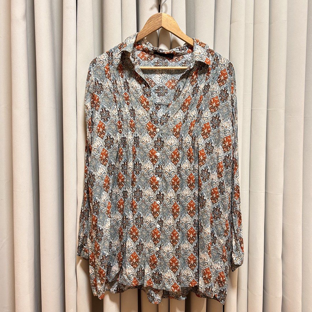 2XL Plus Size Jane + Delancy Printed Longsleeves (Category: Longsleeves) located in Rizal. Submitted by from99abovecloset (Listing ID 1467376622, Image 1). Description: CODE:096 Size: 2XL Armhole (laid flat):10” Bust (around): 50” Length (laid flat): 33” Rayon | loose | like new .