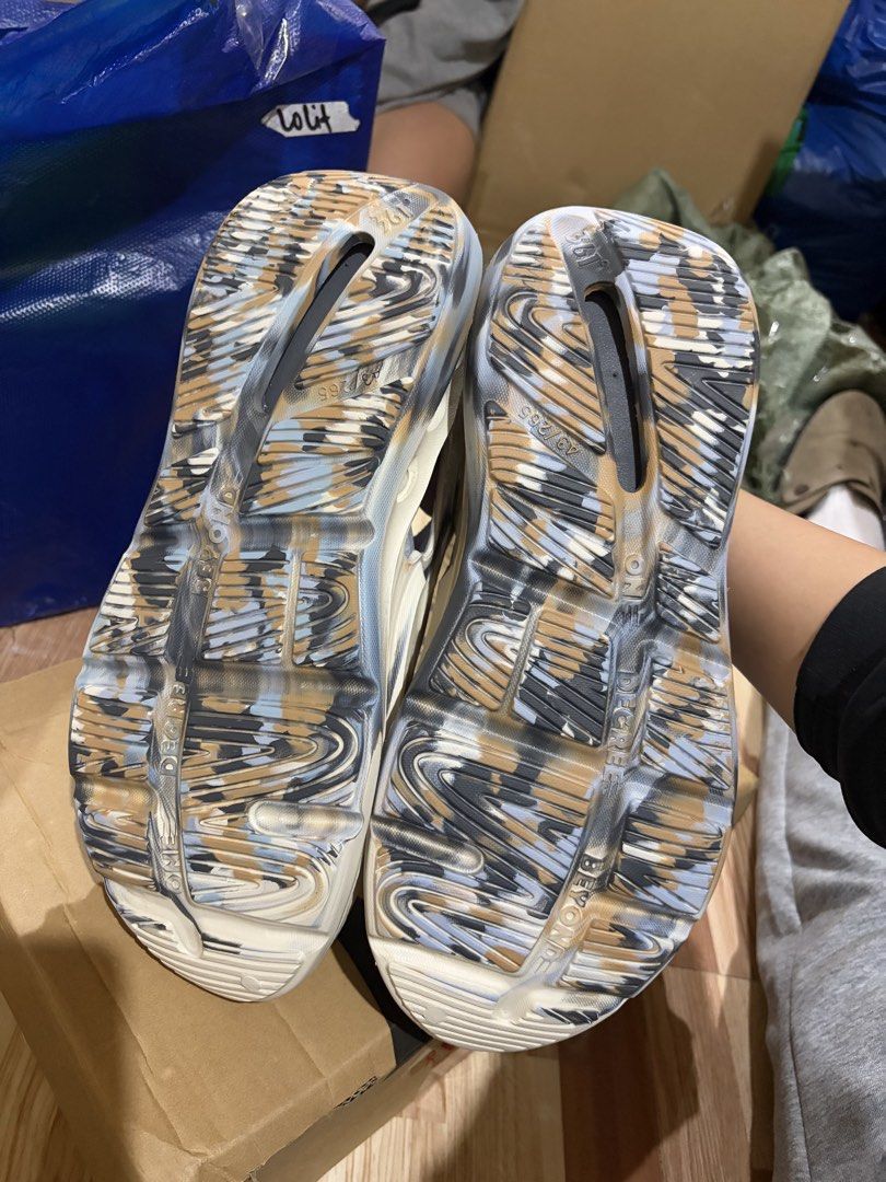 361 degrees clogs slippers trail (Category: Slippers & Slides) located in Baguio. Submitted by suffering (Listing ID 1467576094, Image 3). Description: Baguio City Brandnew .
