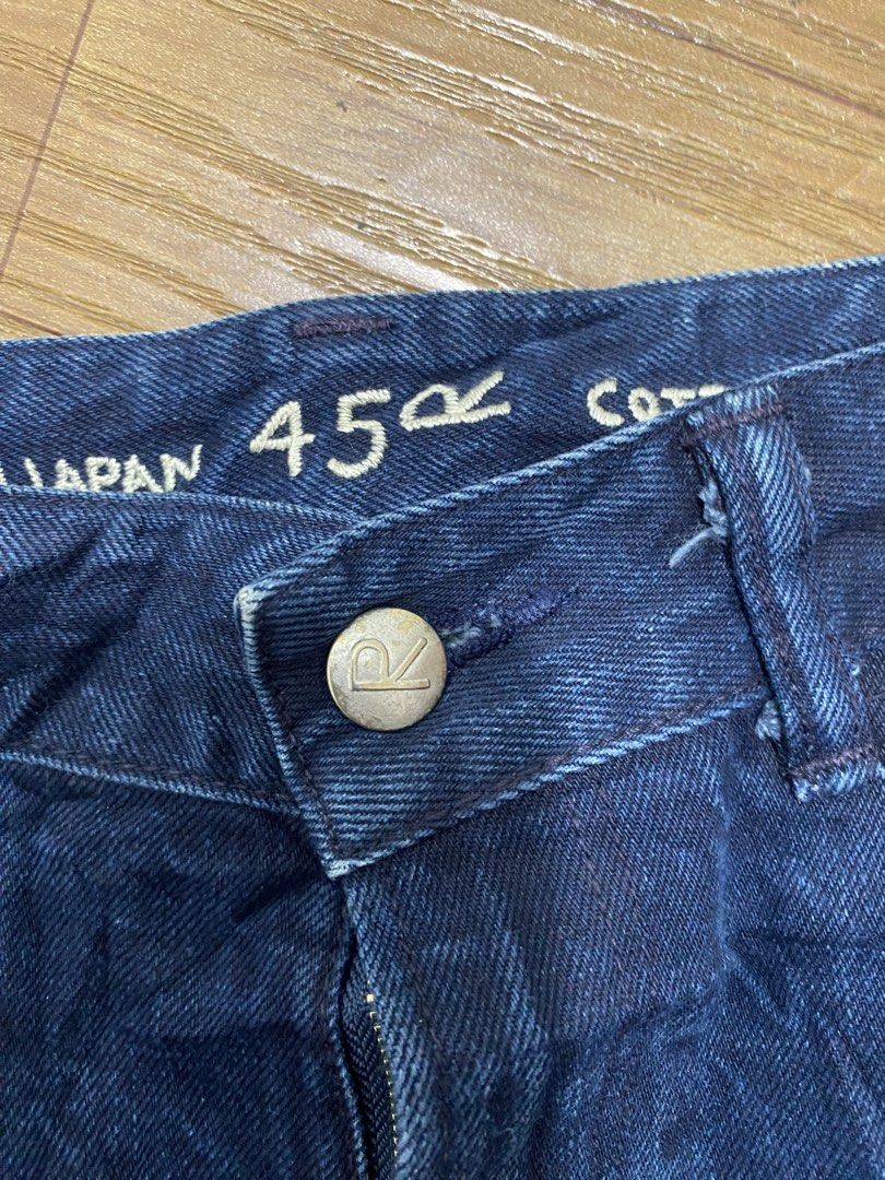 45RPM (Category: Activewear) located in Lantawan. Submitted by alfhadzrie23687 (Listing ID 1467573796, Image 3). Description: 45RPM SIZE 30 LEGTH 37 EXCELLENT CONDITION .