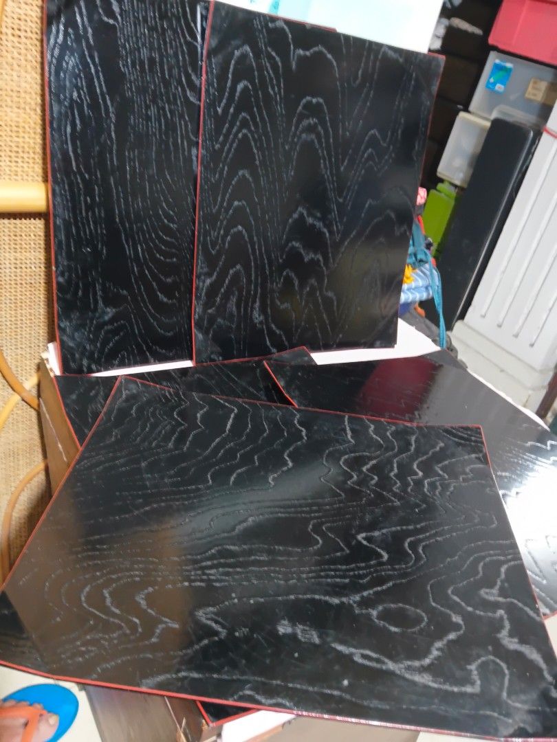 5pcs flat japanese trays, lacquerware (Category: Food Organization & Storage) located in Paranaque City. Submitted by 4thestate.surplusan (Listing ID 1467507936, Image 1). Description: 5pcs lacquered tray.