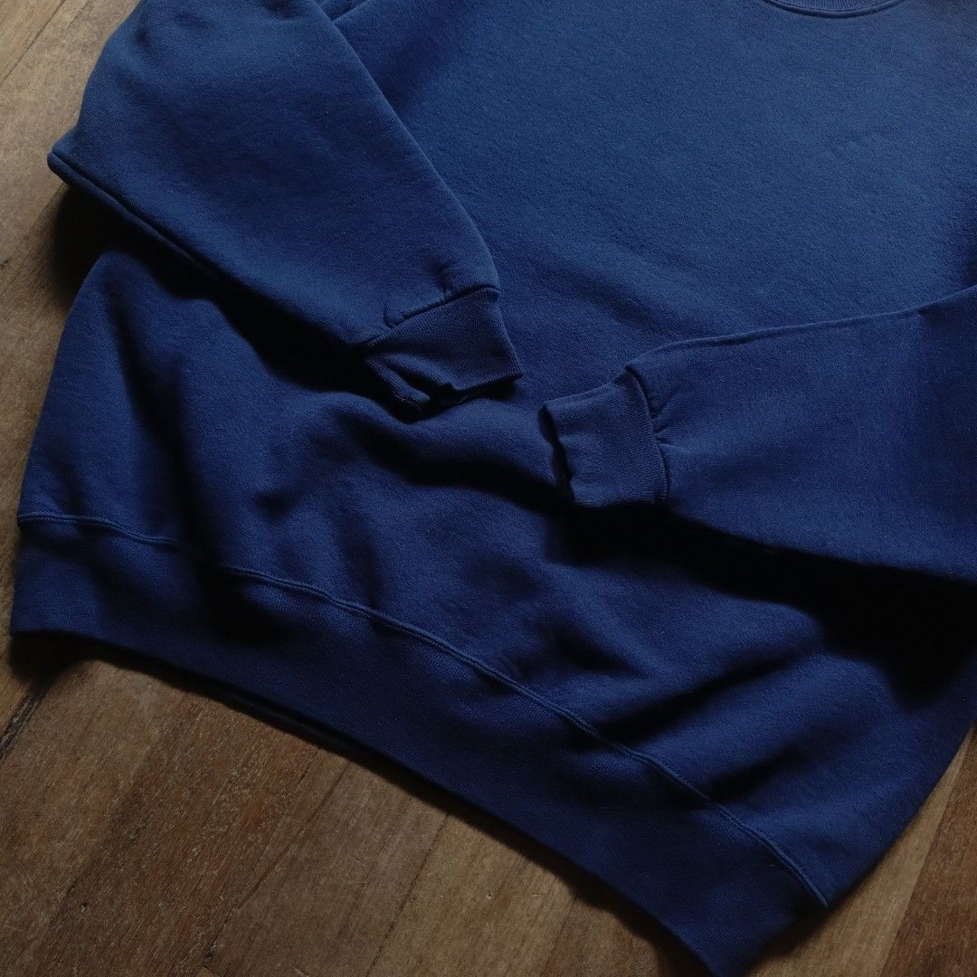 90s Jerzees blue crew neck boxy type szL✨ (Category: Coats, Jackets and Outerwear) located in Cebu City. Submitted by jollyastute (Listing ID 1467549094, Image 3). Description: 90s Jerzees blue crew neck boxy type szL✨ Widgth 24 × Length 27📐 Best fits on: L-XL boxy fit✅ Washed ready to wear✅ 10/10 color rates ✅ Guaranteed no issue✅ Very presentable ✅ Pack with an obb clear plastic to maintain the condition of the item✅ DISCLAIMER: Please note th