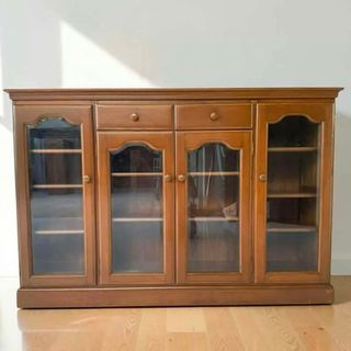 (Category: ) located in . Submitted by ilovecuratedfurnitures (Listing ID 1467481652, Image 1). Description: .