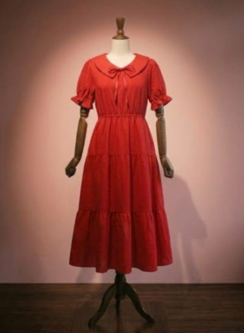 🌹 Red Tiered Dress (Category: Dresses) located in Quezon City. Submitted by goldi_luxe (Listing ID 1467437393, Image 1). Description: Red cotton midi with a large rounded collar and tie at the neck, puff sleeves with ruffled cuffs, elastic waist, tiered skirt..