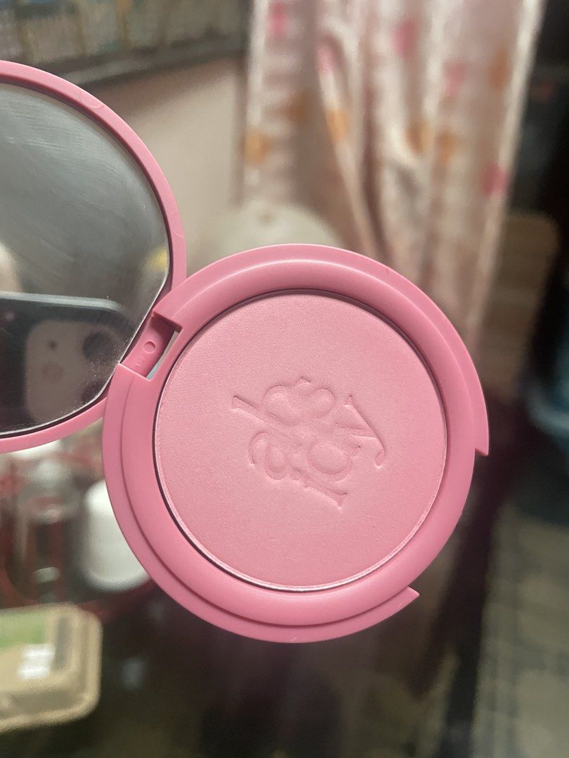 Absidy Soft Cheeks Blurring Powder Blush (Category: Makeup) located in Manila. Submitted by noblefish-478e0a (Listing ID 1467587205, Image 1). Description: - Shade: Peony - Condition: Pre loved / used 3x rfs: not my shade .
