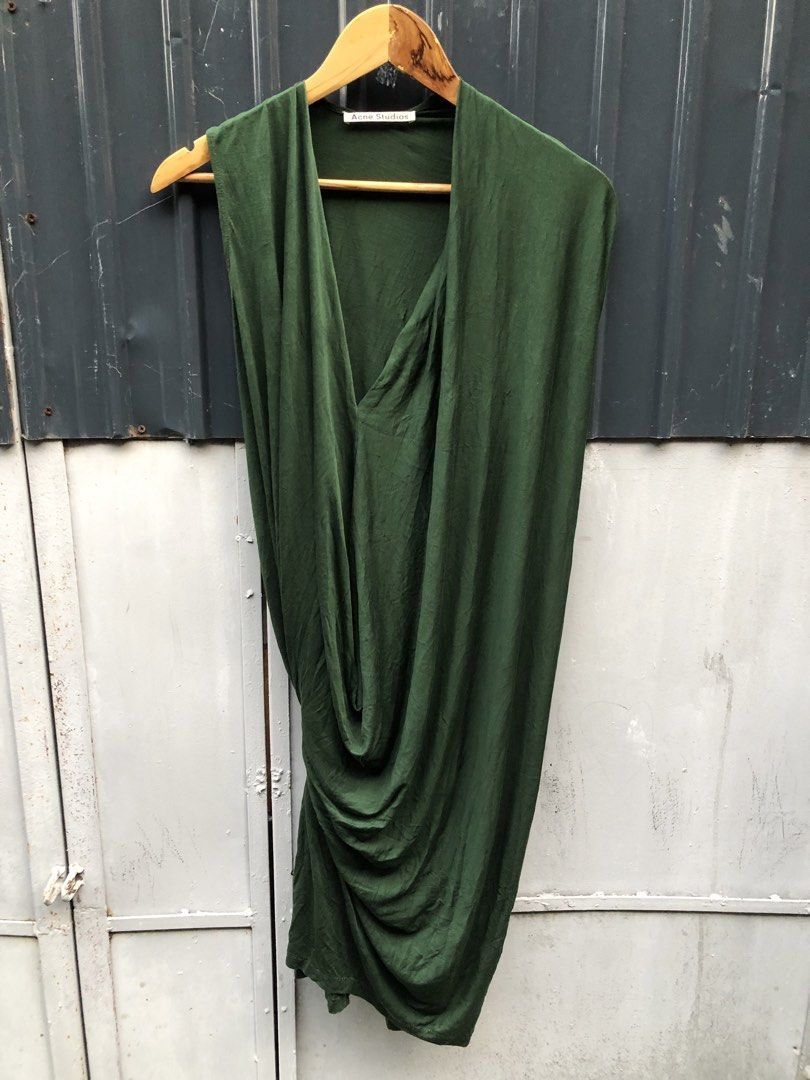 Acne Studios "Natifa" Draped Midi / Loose Dress (Category: Luxury Apparel) located in Davao. Submitted by klentlanson (Listing ID 1467455252, Image 1). Description: Excellent condition no issue Add sf 📍Davao City.