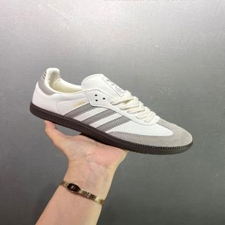 （分類：）位於 。 由 silverlion_2a1651 提交（商品編號 1467405031，圖片 1）。簡介： 。