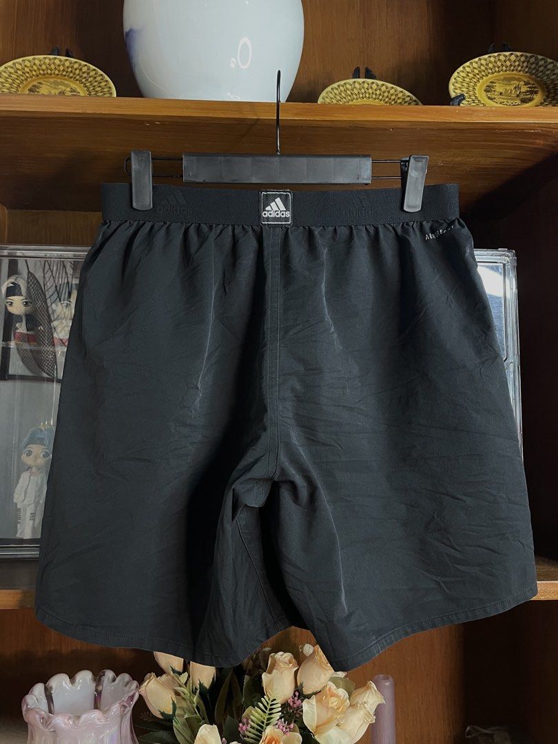 ADIDAS (Category: Shorts) located in Davao. Submitted by the_rare_hustla (Listing ID 1467504959, Image 3). Description: ADIDAS Issue None Need Wash Only Color rate 10/10 Width - 30 Length - 16 Size L on tag Dm If Interested!.