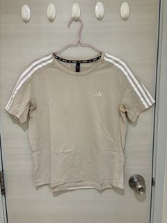 （分類：）位於 。 由 white_bunny88 提交（商品編號 1467495984，圖片 1）。簡介： 。