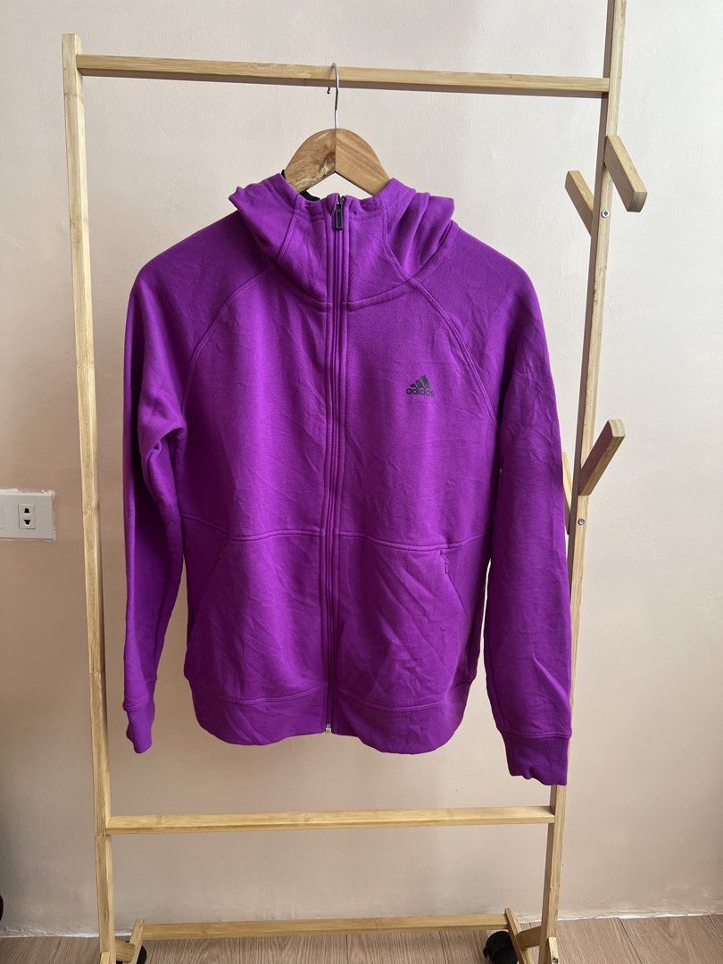 Adidas climalite (Category: Coats, Jackets and Outerwear) located in Cavite. Submitted by akosishef (Listing ID 1467587889, Image 1). Description: Good condition Shipping sched: every weekends only due to work schedule Fit to S-M frame Mop: gcash Courier: jnt.