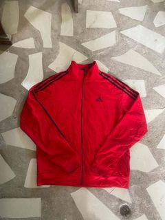 (Category: ) located in . Submitted by thrift-real2.0 (Listing ID 1467371424, Image 1). Description: .