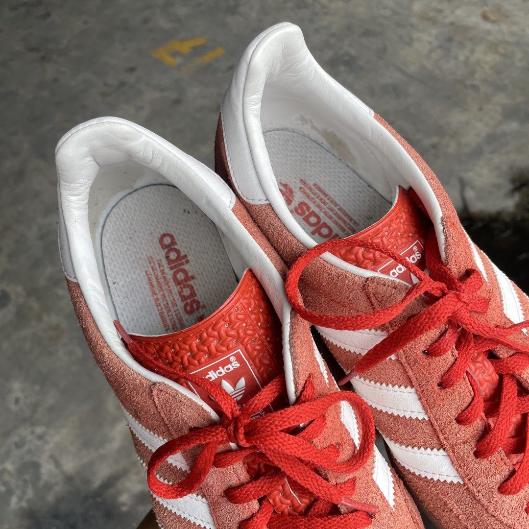 Adidas Gazelle Indoor (Category: Sneakers) located in Goa. Submitted by jackedstuff (Listing ID 1467388036, Image 3). Description: No heel drags No sole seps Size 9.5 US Men.