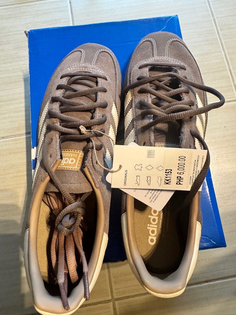 BRAND NEW ADIDAS HANDBALL SPEZIAL (Category: Sneakers) located in Pasig City. Submitted by brothermikeandthe_mrs. (Listing ID 1467168318, Image 2). Description: Adidas Handball Spezial Serial: KK1153 Brand New. Never used. With tags and inserts. Size: 10.5 US Original Price: P6,000 Selling Price: P4,500 RFS: wrong size .