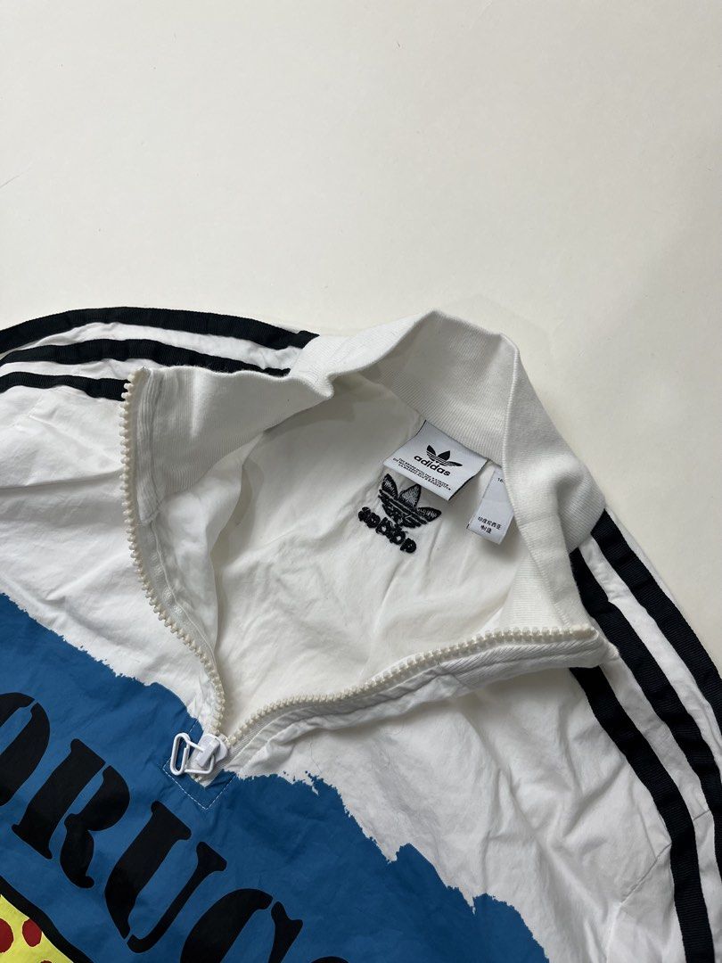 Adidas Jacket (Category: Coats, Jackets and Outerwear) located in Makati City. Submitted by ufcknwthbst (Listing ID 1467459645, Image 3). Description: 18 inch width 18 inch length 9.5/10 condition No issue.