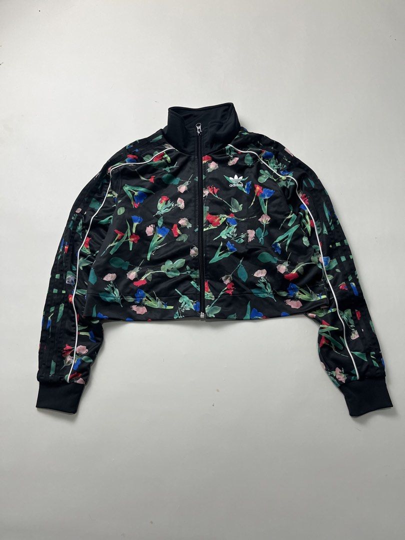 Adidas Jacket (Category: Coats, Jackets and Outerwear) located in Makati City. Submitted by ufcknwthbst (Listing ID 1467460495, Image 1). Description: 18 inch width 19 inch length 9.5/10 condition No issue.