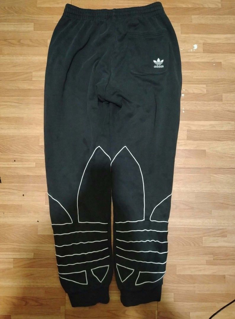 Adidas jogger back big logo (Category: Joggers) located in Lal-Lo. Submitted by keenlion_7de5f3 (Listing ID 1467562180, Image 1). Description: -Dimes 32 to 33W by 41.5L -Size l to semi xl -Issue:none -Color rate:8/10 -negotiable -+sf -Payment first before ship -Mop:GCush -Ship by jnt.