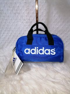 (Category: ) located in . Submitted by az-branded.items (Listing ID 1467466073, Image 1). Description: .