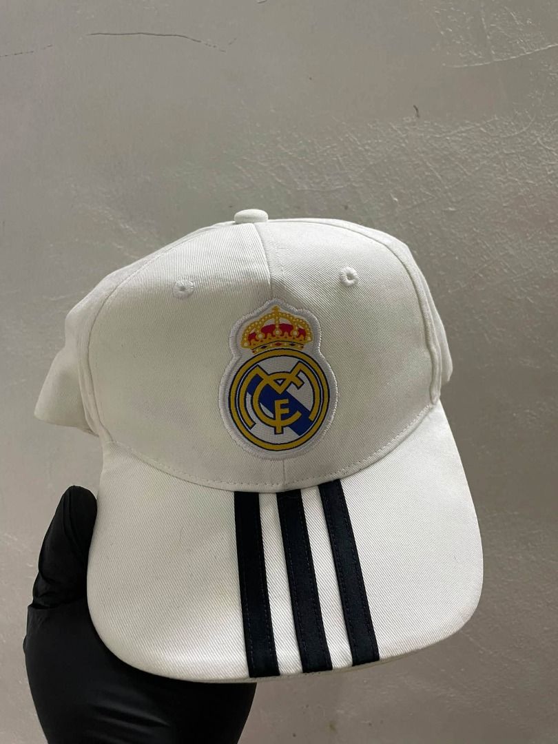ADIDAS REAL MADRID HAT (Category: Caps & Hats) located in Caloocan City. Submitted by j3ngsanity (Listing ID 1467467454, Image 2). Description: NEED WASH LANG.