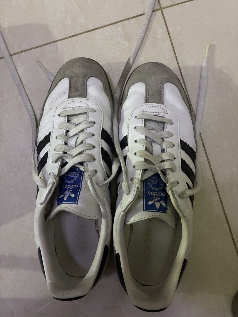 Adidas Samba OG Shoes (Category: Sneakers) located in Manila. Submitted by marcraphael (Listing ID 1467423032, Image 1). Description: With box (but diff box nasira yung original box na blue pero adidas pa rin naman yung box) Need cleaning lang onti Unli check 100% original Still negotiable Rfs: need funds Issue: medyo nabura lang onti yung sulat ng adidas sa loob ng shoes kakagamit nasa pic na yung itsura Size 10 US Size 9 1/2 UK Loc: mnl/pasay/m