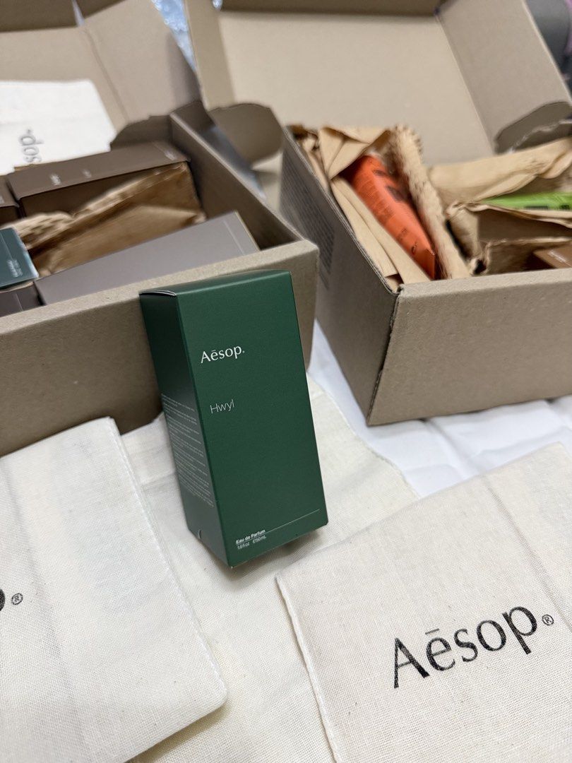 AESOP Hwyl EDP 50ml less 20% srp (Category: Fragrance & Deodorants) located in Las Pinas. Submitted by arrozal.marknoel (Listing ID 1467434855, Image 1). Description: ON HAND ❗️ Authentic Aesop luxury perfumes & hand balms Direct from Aesop Australia stores 💯 Guaranteed Authentic 20% discount from the SRP (₱ price) FRAGRANCES Hwyl EDP 50ml(8,400)- 6,720 Tacit EDP 50ml(P8,400)- 6,720 Vivere EDP 50ml(P8,400)- 6,720 Tacit EDP 50ml(P8,400)- 6,720 Ma