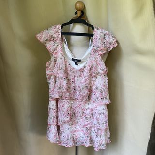 (Category: ) located in . Submitted by thriftfindsbyshei-2nd (Listing ID 1467568124, Image 1). Description: .