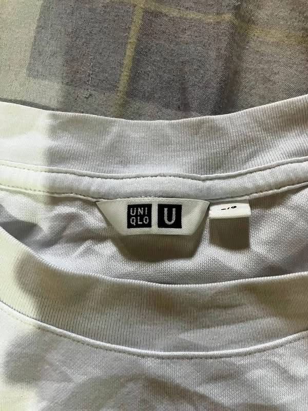 Airism white shirt (Category: Tshirts & Polo Shirts ) located in Manila. Submitted by fel.items.from.japan (Listing ID 1467551231, Image 1). Description: Size large no issues .