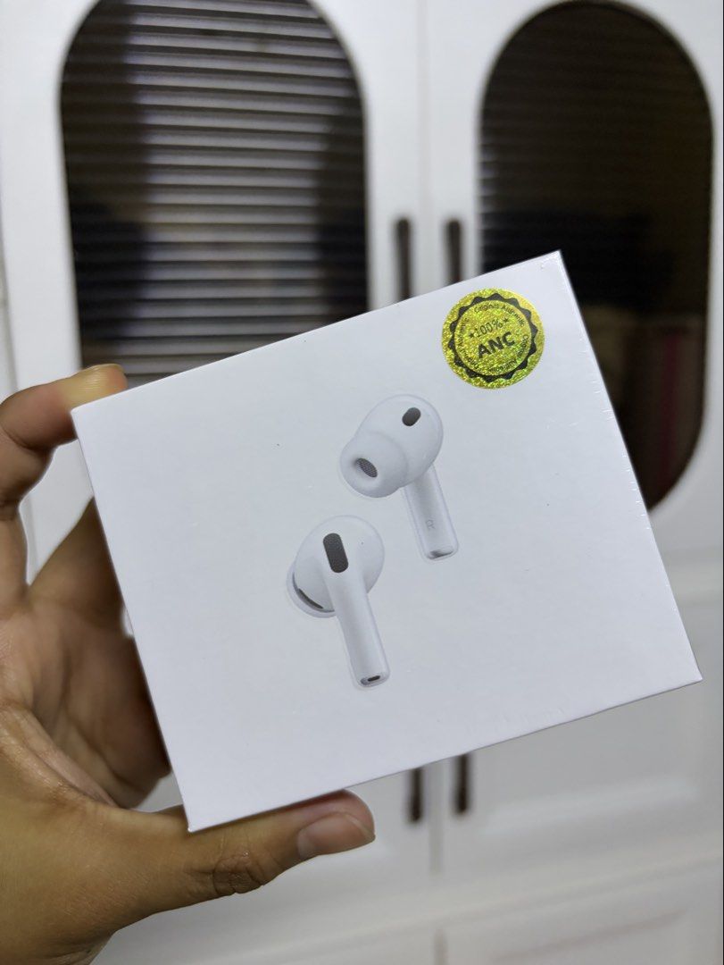 Airpod pro 3 (Category: Earphones) located in Manila. Submitted by frdhbrtdn10_03 (Listing ID 1467582786, Image 1). Description: Airpods pro 3 ✨Active Noise Cancellation .