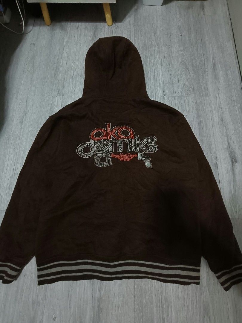 Akademiks jacket (Category: Hoodies) located in Angeles City. Submitted by 2bee_shop (Listing ID 1467386103, Image 3). Description: Akademiks y2k jacket 23/27 🧷 Heavy cotton 🧷 fully embroidered 🧷 Need wash only Mine: 450+sf.