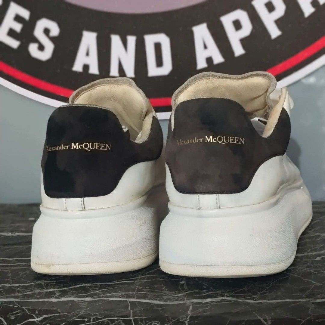Alexander Mc Quin (Category: Sneakers) located in Quezon City. Submitted by kalyedadshoesandapparel (Listing ID 1467514666, Image 2). Description: .