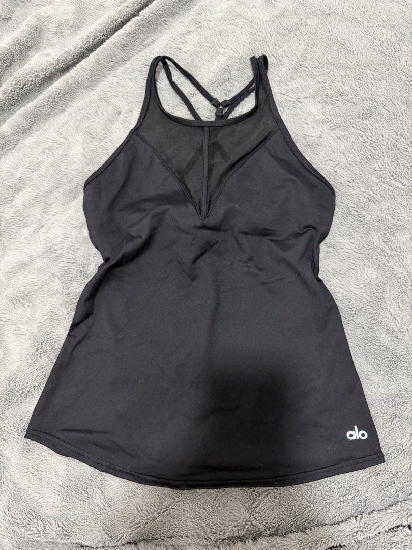 Alo Motivate Tank Top (Category: Activewear) located in Dasmarinas. Submitted by shoppingaccount__ (Listing ID 1467460244, Image 2). Description: .