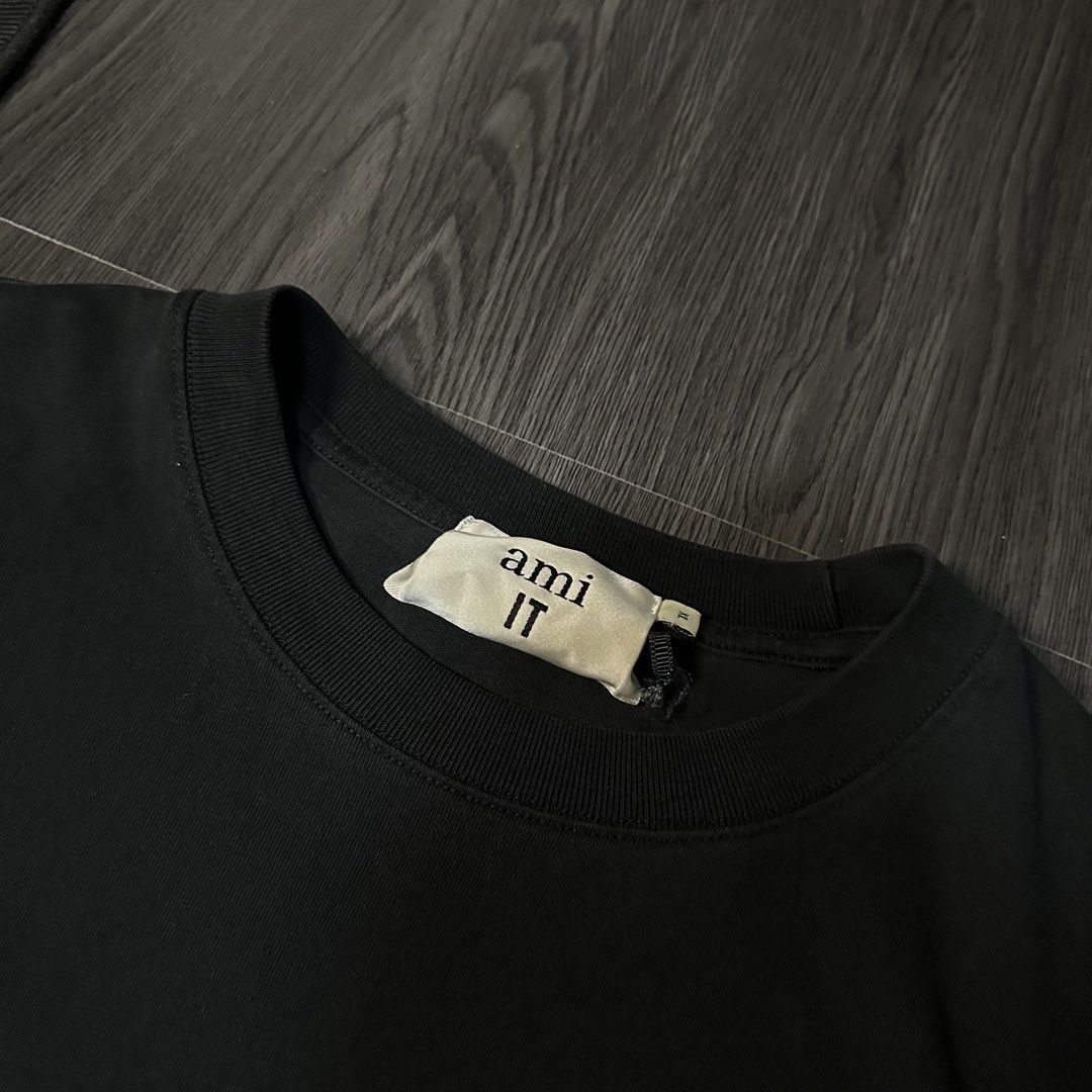 AMI (Category: Formal Shirts) located in San Jose del Monte. Submitted by xanthrift2.0 (Listing ID 1467443744, Image 3). Description: AMI TEE color rate: 9.9/10 dimes: 24 x 29 (xl) ₱799.