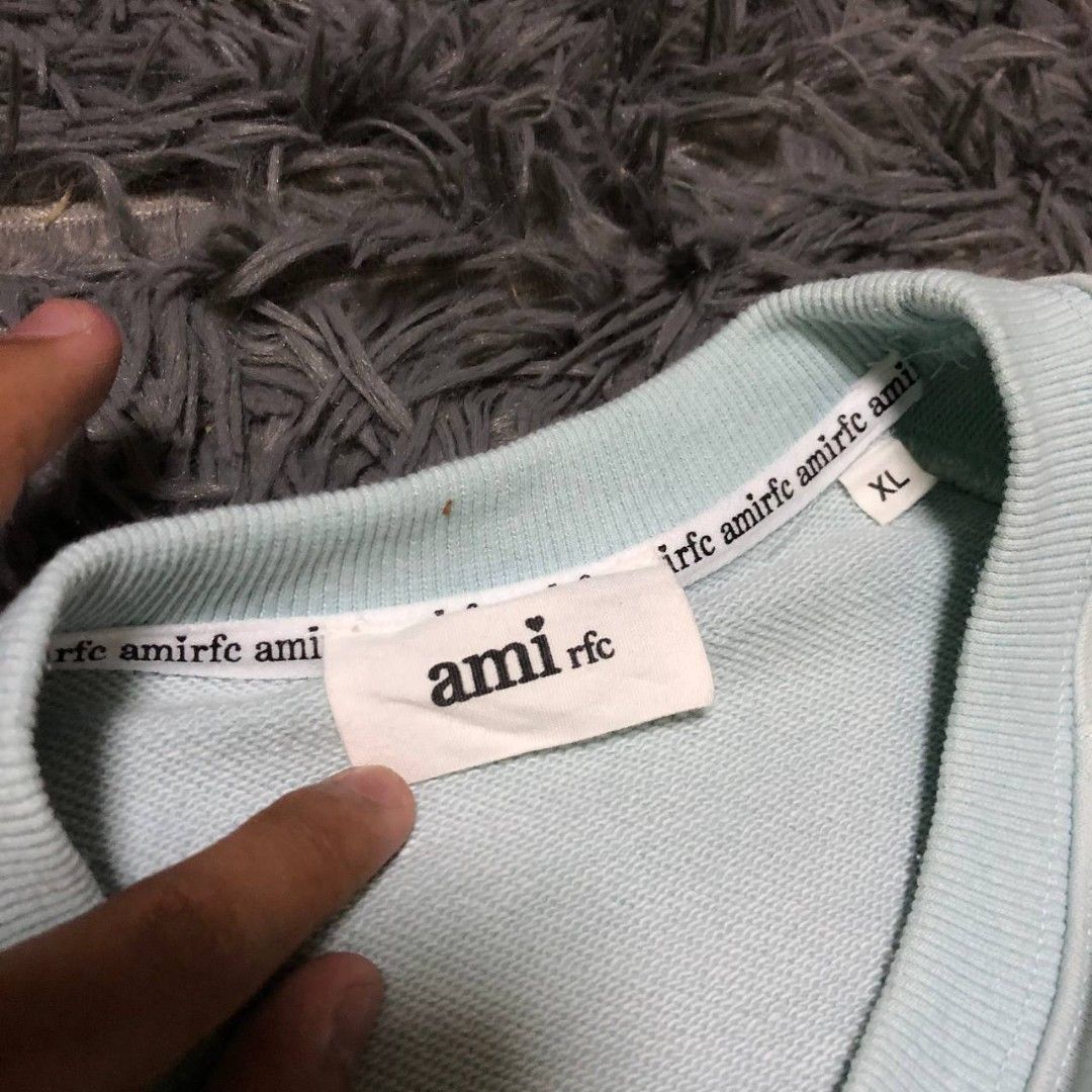 Ami Sweatshirt (Category: Activewear) located in Camiling. Submitted by thriftscape2024 (Listing ID 1467496525, Image 3). Description: Excellent Condition Color rate: 9/10 Issue: need wash Dimes: W25xL25.