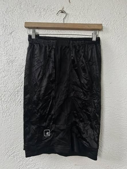 AND1 BLACK (Category: Shorts) located in Caloocan City. Submitted by vntgxlocalsph (Listing ID 1467480660, Image 1). Description: ISSUE: LINTS, CUT TAG DIMES: 36-44x21x15.