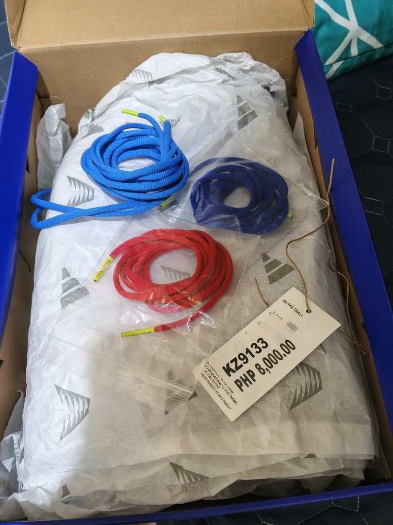 ANTHONY EDWARDS PH2 (Category: Racket and Ball Sports) located in Taguig. Submitted by shin_2023 (Listing ID 1467493281, Image 2). Description: Used once. just for a walk. price still negotiable. rfs. color not preferred..