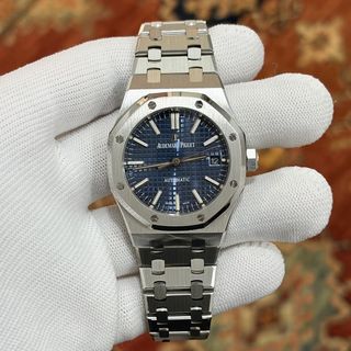 (Category: ) located in . Submitted by watch_kingdom (Listing ID 1467387114, Image 1). Description: .