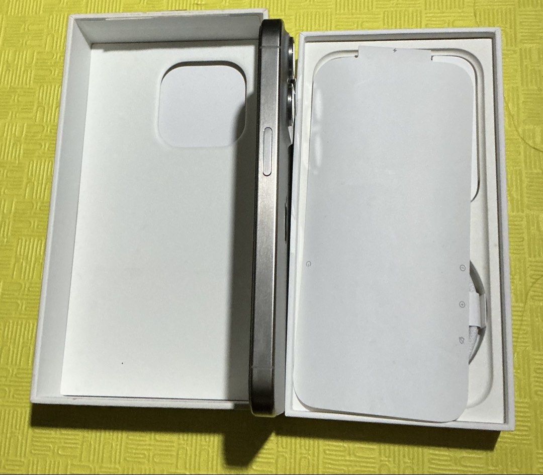 Apple IPhone 15 Pro (Category: iPhone 15 Series) located in Quezon City. Submitted by plyngitcool (Listing ID 1467456187, Image 3). Description: 📱 FOR SALE: Apple iPhone 15 Pro 128GB 💰 Price: ₱33,500.00 (NEGOTIABLE) 📍 Location: Quezon City Selling my iPhone 15 Pro 128GB in good overall condition. The phone is fully functional and has been well taken care of. 📋 UNIT DETAILS * Model: iPhone 15 Pro * Storage: 128GB * Battery Health: 85% * Batter