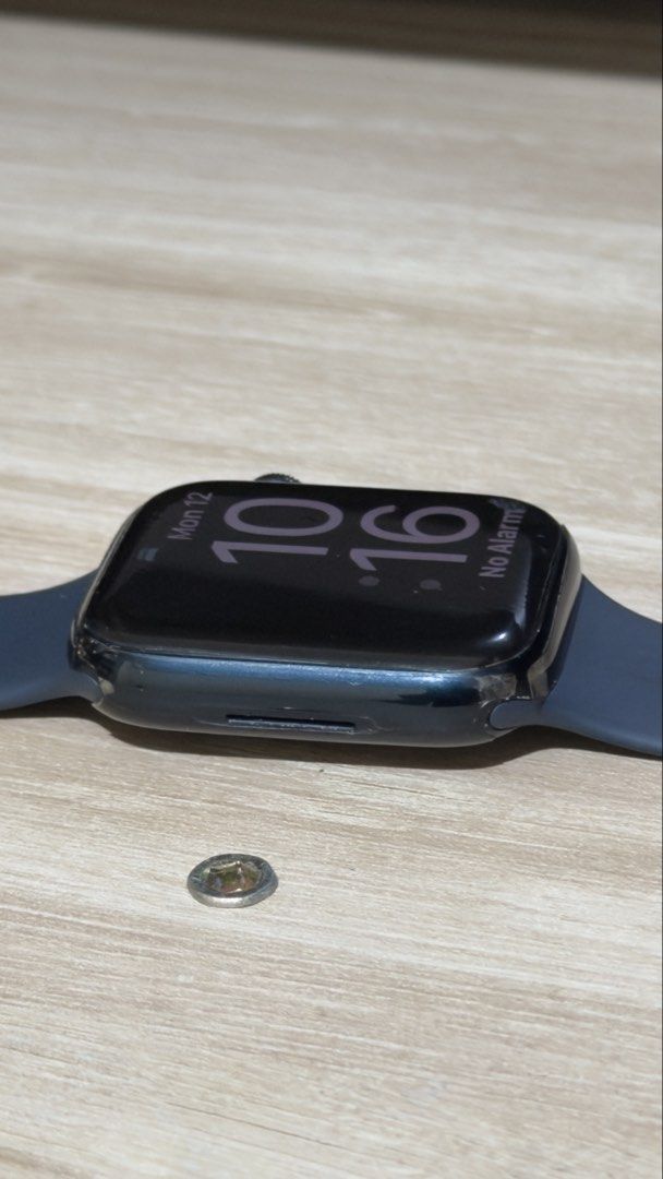 Apple Watch 8, 45mm (Category: Wearables & Smart Watches) located in Makati City. Submitted by mikemabini (Listing ID 1467386635, Image 2). Description: Excellent condition. The watch works perfectly and has been taken well care of. It comes with the original charging cable. The watch is fully compatible with the latest version of watchOS. Please let me know if you have any questions or would like to arrange a viewing. Specifications: Series 8, 4