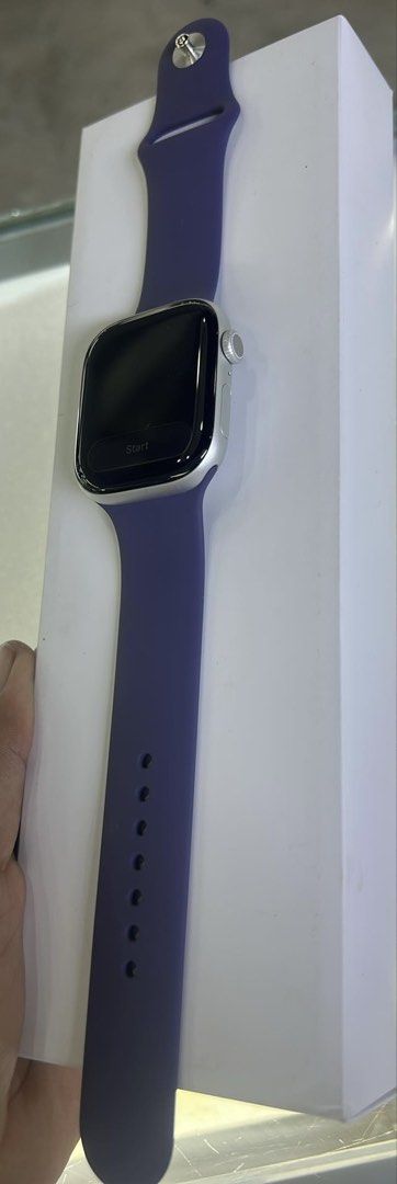 Apple watch series 11 46mm (Category: Wearables & Smart Watches) located in Muntinlupa City. Submitted by lloydsky17 (Listing ID 1467458913, Image 2). Description: Apple watch series 11 46mm Almost brandnew No issue Complete 16k fixed price .