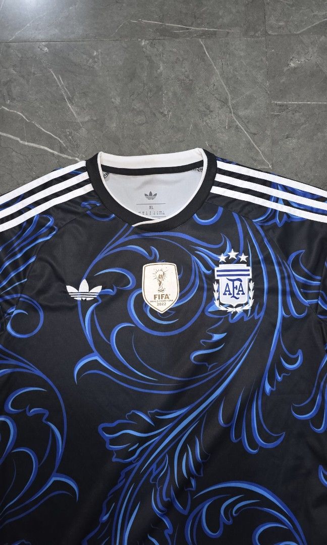 Argentina Away Jersey (Category: Activewear) located in Rizal. Submitted by caloyolo (Listing ID 1467512412, Image 2). Description: very good condition width 23 length 30 XL on tag no issue rizal loc via jnt and Qc via lalamove only.
