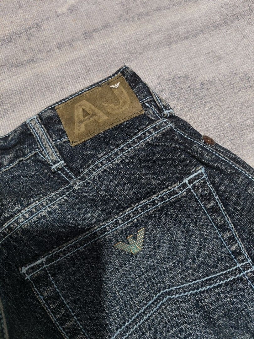 armani jeans metal logo (Category: Jeans) located in Baguio. Submitted by igorotak.111.taraki.com (Listing ID 1467500034, Image 1). Description: FS AJ JEANS V.GOOD CONDI NO ISSUES SOLID NITO ♥️ L-44 W-28 ON TAG ACTUAL 29 CAN FIT 28-29 CAN DO H-7.8 DIRECT PM TO PURCHASE FOR FASTER TRANSACTION THANKYOU 🙏♥️.