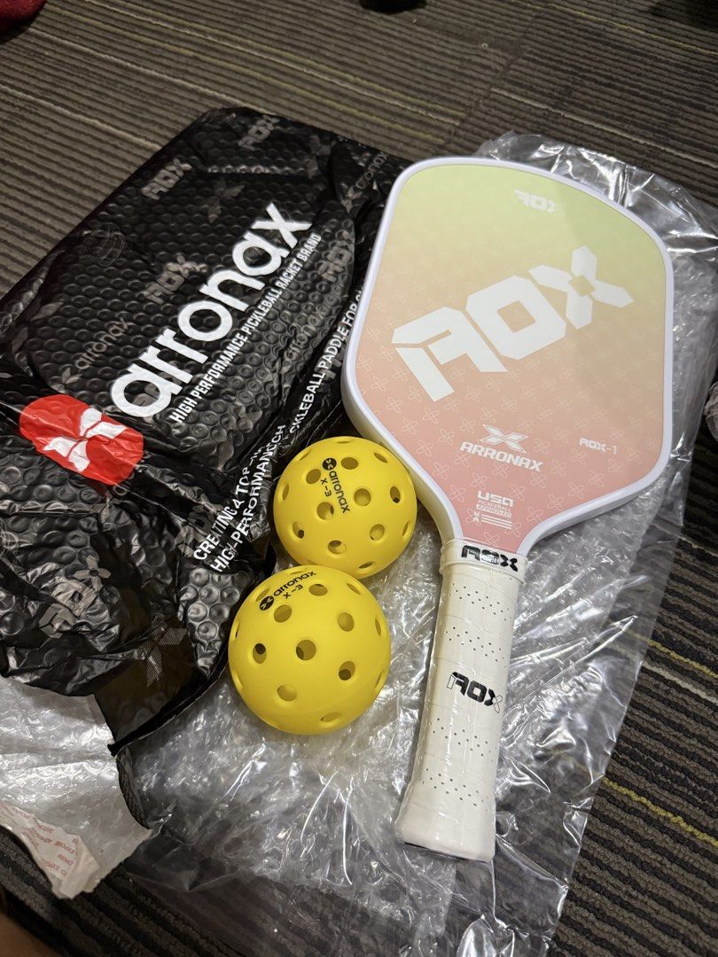 Arronax pickleball ball and paddle for beginners (Category: Racket and Ball Sports) located in San Mateo. Submitted by maureen1026 (Listing ID 1467363769, Image 1). Description: .
