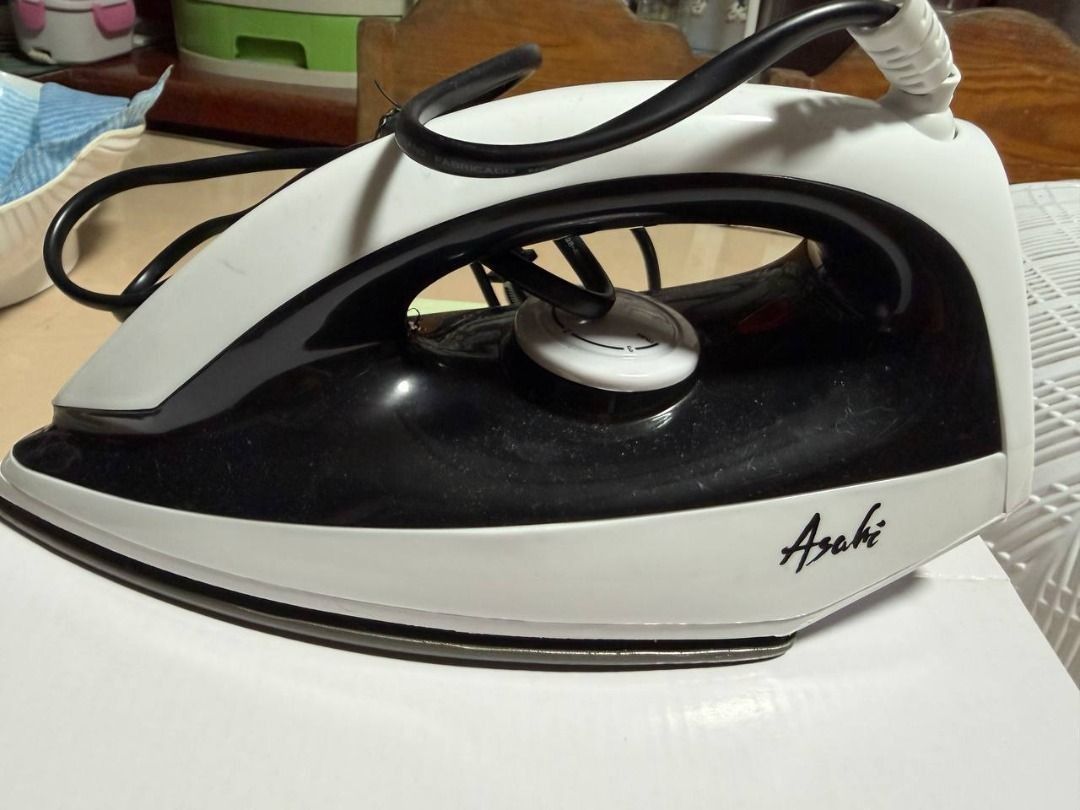 Asahi CI-250 Iron (Category: Irons & Steamers) located in Muntinlupa City. Submitted by bapperty_2026 (Listing ID 1467413609, Image 2). Description: Asahi CI-250 Iron Brand New RFS: Moving Out Sale.