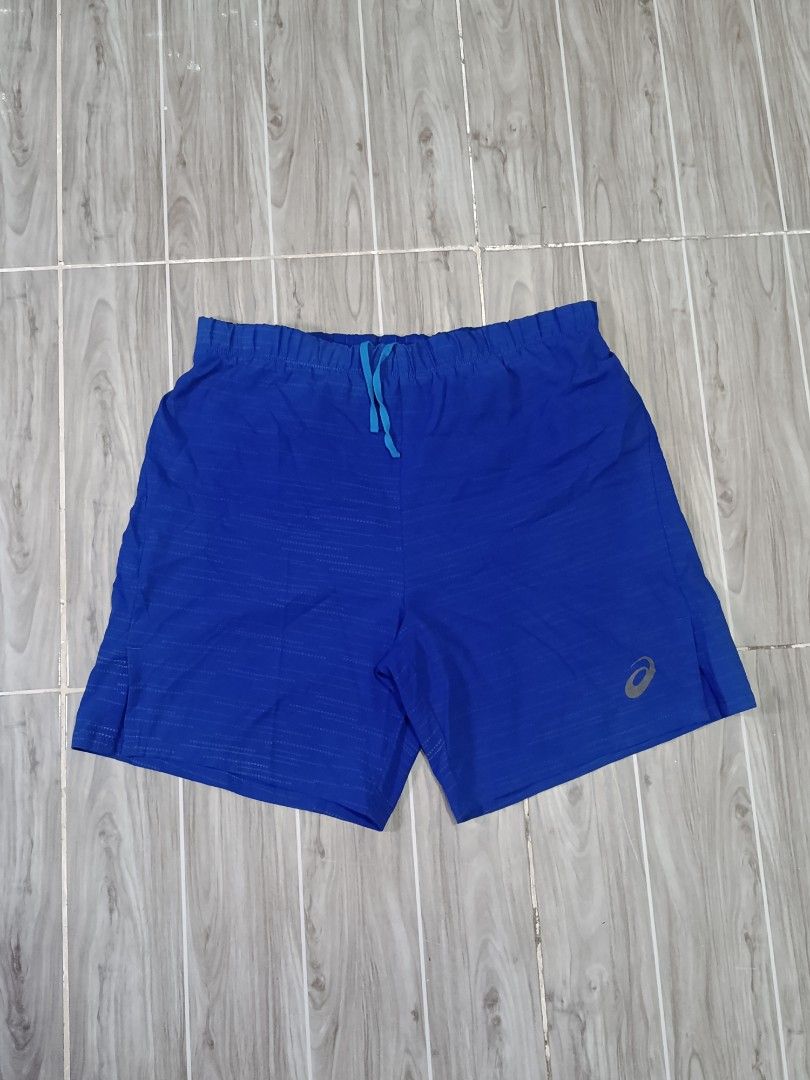 ASICS DRIFIT SHORT freeshipping) (Category: Activewear) located in Quezon City. Submitted by gyl-stop (Listing ID 1467533942, Image 1). Description: free shipping with inner brief 30-36 x 17 excellent condi Cr: 9.5/10 issue: cut washtag.