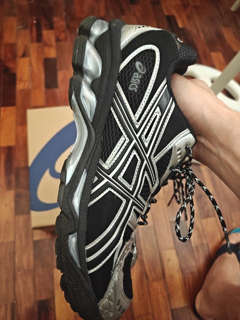 Asics Gel Nimbus 10.1 Black Silver (Category: Sneakers) located in Muntinlupa City. Submitted by joeldimayuga11 (Listing ID 1467428992, Image 3). Description: - Model: Asics Gel Nimbus 10.1 ( bought in korea, Korea exclusive colorway) - Colorway: Black and Metallic Silver - Cushioning: Gel units in the midsole for all-day comfort - Condition: Excellent - Inclusion: Comes with replacement box.