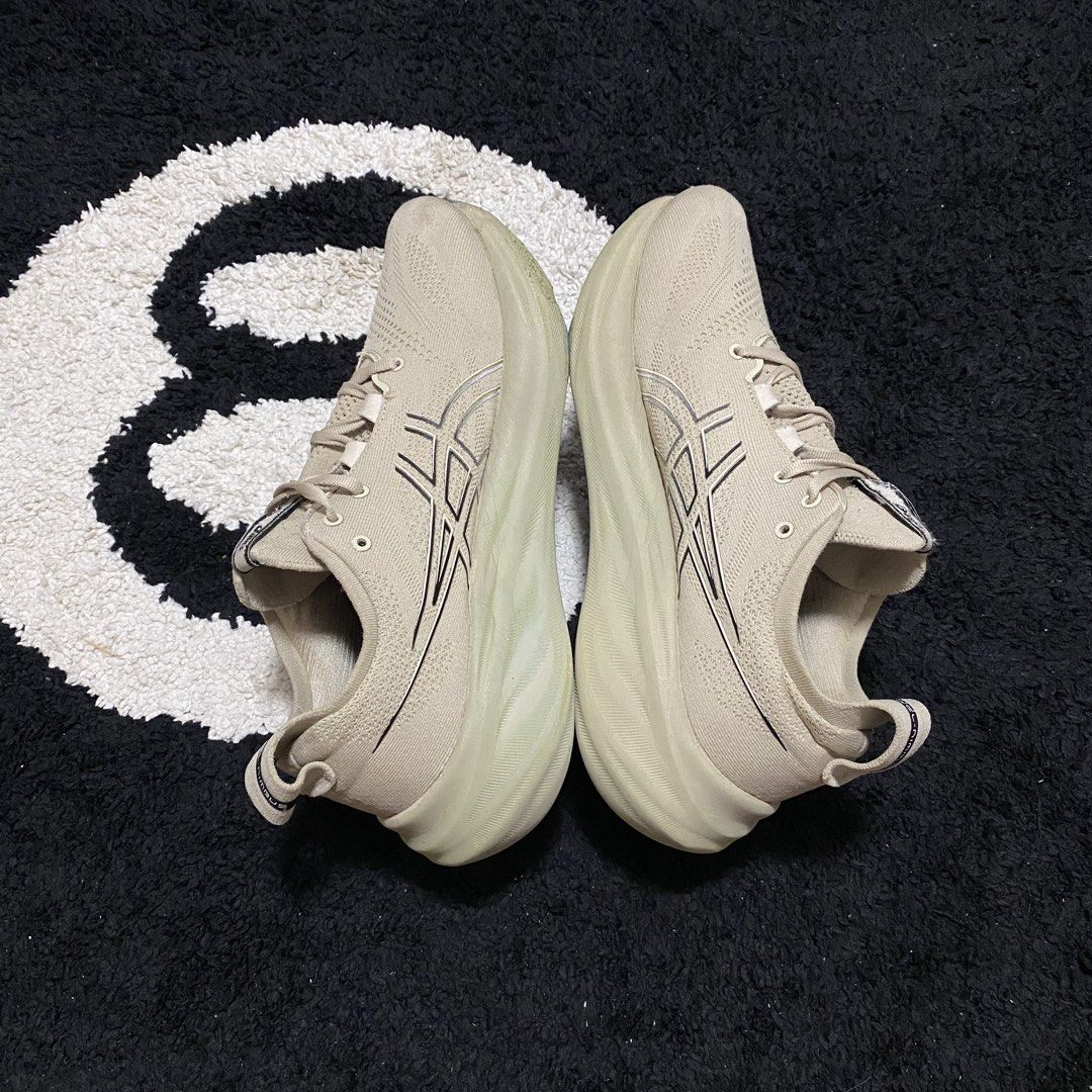 Asics Gel Nimbus 26 (Category: Sneakers) located in Danao, Cebu. Submitted by sneaks_cebu (Listing ID 1467500005, Image 3). Description: Asics Gel-Nimbus 26 Size 10us 28cm -scuff and sockline Php 1,950 .
