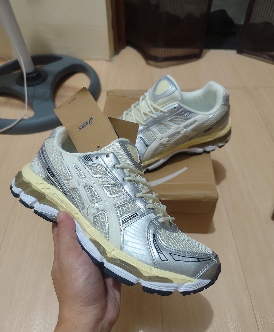 A.S.I.C.S GelKayano (Category: Sneakers) located in Manila. Submitted by deguzmanni82562 (Listing ID 1467524658, Image 1). Description: Brandnew A.S.I.C.S Size US8.5 Mens O.E.M.Q.U.A.L.I.T.Y. -Meet up / Pick up : Leveriza Pasay .