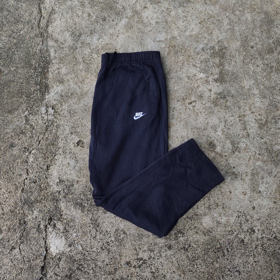ASPACK 500 ONLY NIKE BOTTOMS (Category: Joggers) located in Pagadian. Submitted by romenallauderes (Listing ID 1467509376, Image 2). Description: Excellent Condition no issues.